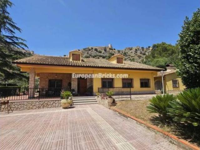 Villa en venta en Xàtiva