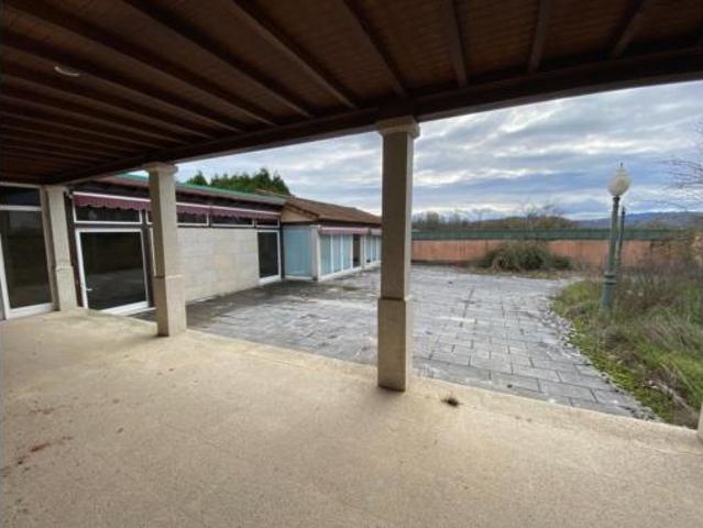 Chalet en venta en A Limia, Galicia