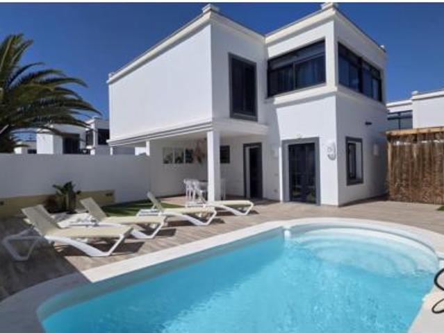 Chalet en venta en Playa Blanca, Yaiza