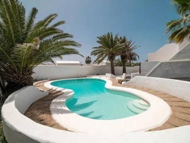 Chalet en venta en Playa Blanca, Yaiza