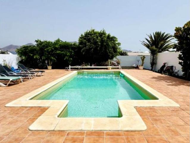 Chalet en venta en Playa Blanca, Yaiza