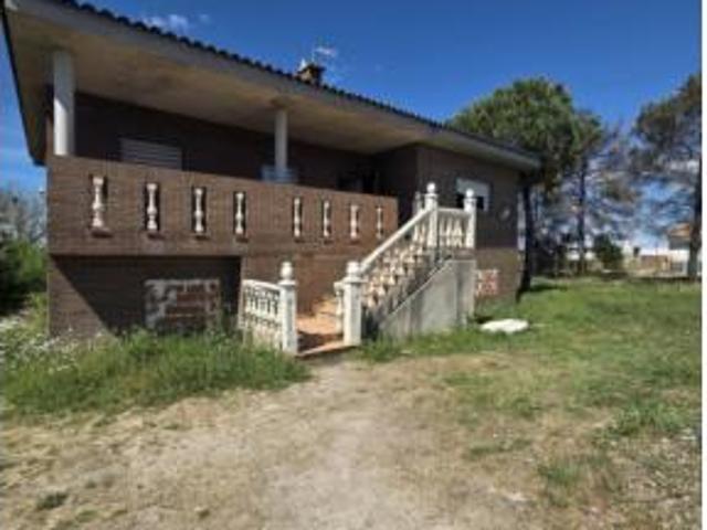 Chalet en venta en Cisneros, Yeles