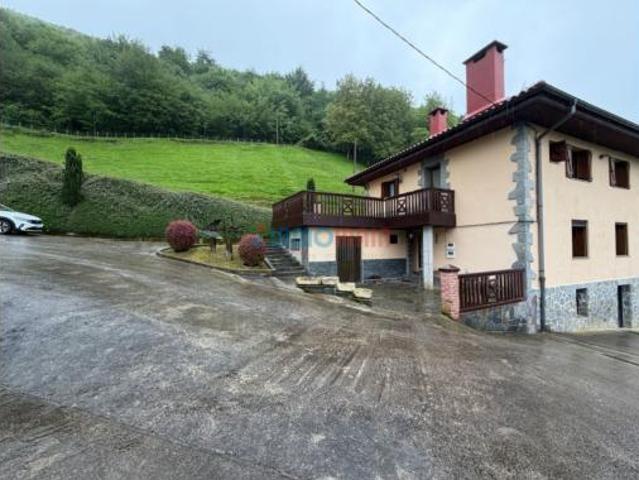 Chalet en venta en Zaldibia, Guipúzcoa