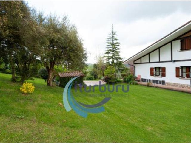 Chalet en venta en Zamudio, Guipúzcoa