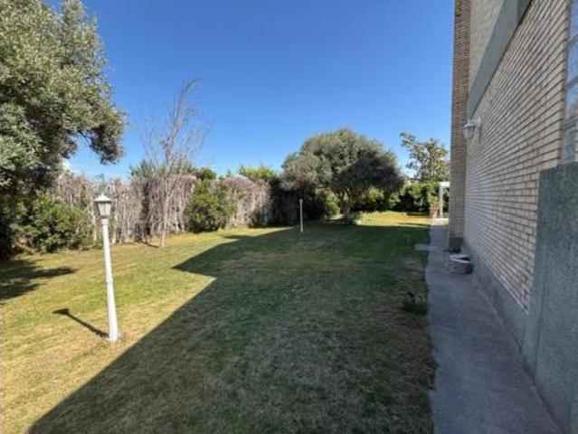 Chalet en venta en Distrito Rural, Zaragoza