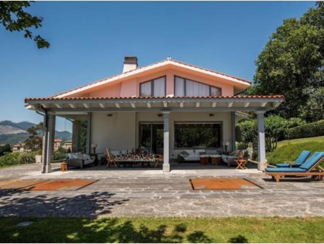 Villa en venta en Zaratamo, Moiordin-Barrondo