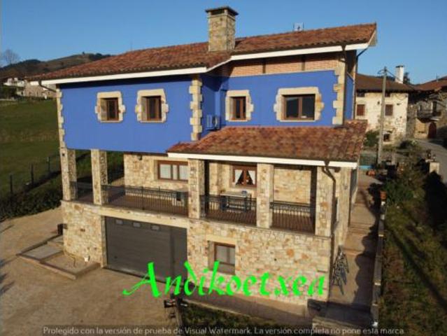Chalet en venta en Zeberio, Guipúzcoa