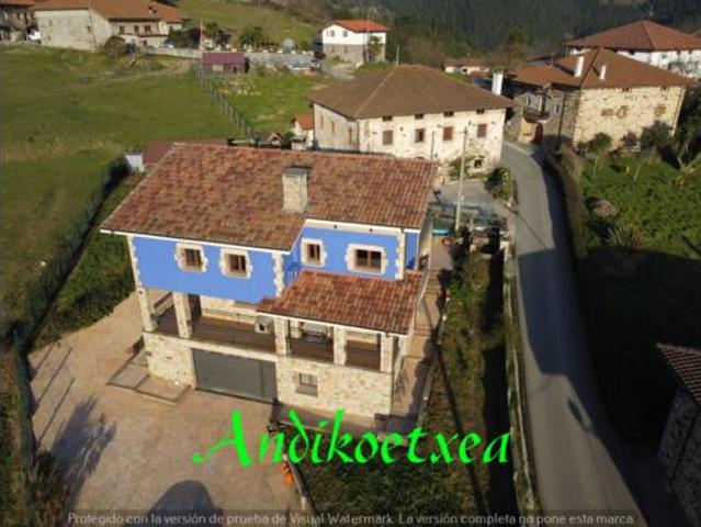Chalet en venta en Zeberio, Guipúzcoa