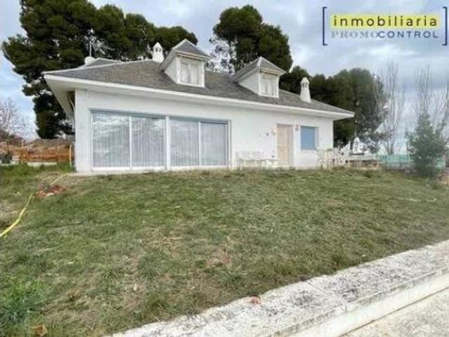 Chalet en venta en Zaragoza, Aragón