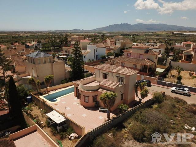 Casa en venta en Vera, Urbanización Cabuzana