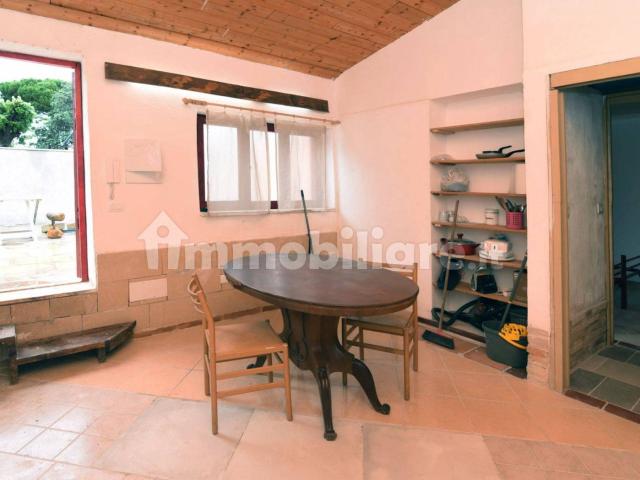 Villa Indipendente in affitto a Borgo Odescalchi, Roma Capitale