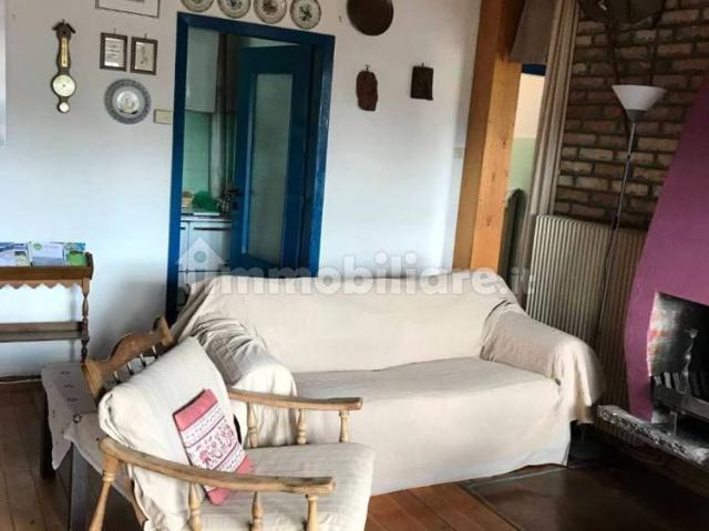 Villa Indipendente in affitto a Comunità della Val di Non, Ronzone