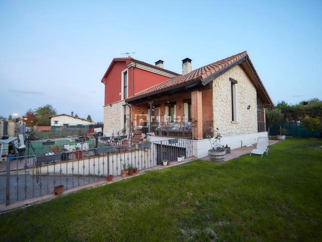 Casa en venta en Viana De Cega Casa en venta en Viana De Cega