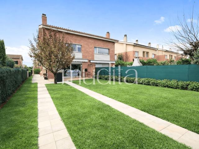 Casa en venta en Osona, Catalunya