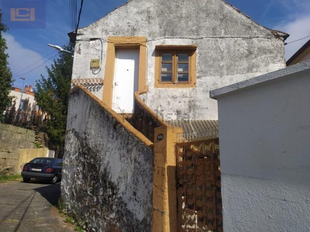 Casa en venta en Vigo, Pardavila