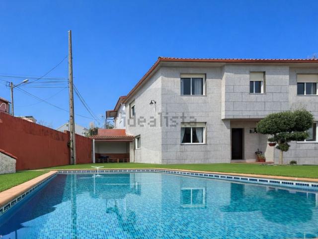 Casa en venta en Bembrive, Vigo