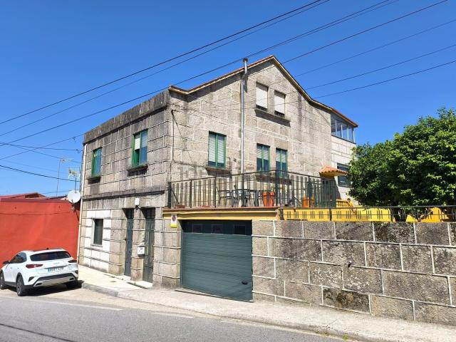 Casa en venta en Laxe, Vigo