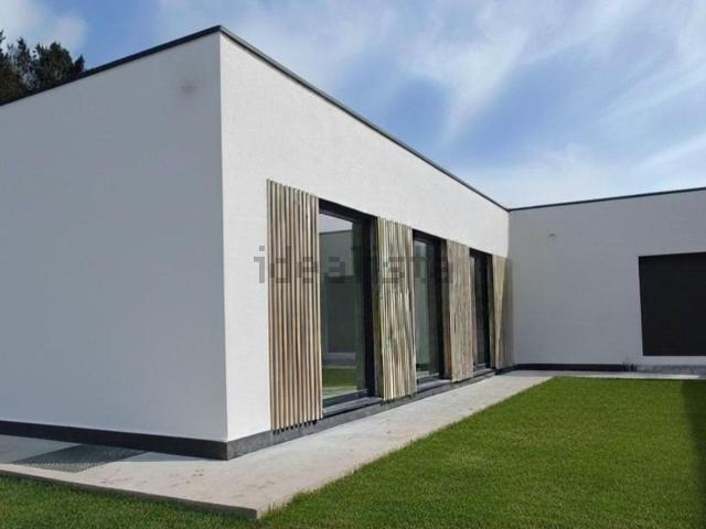 Casa en venta en Maceiriña, Vigo