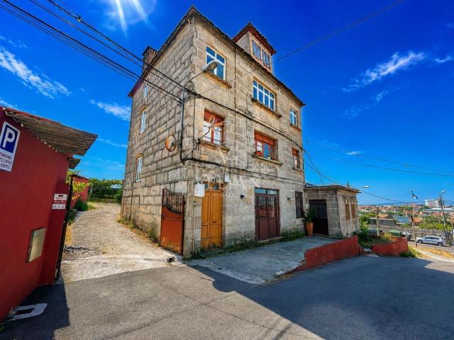 Casa en venta en Teis, Vigo