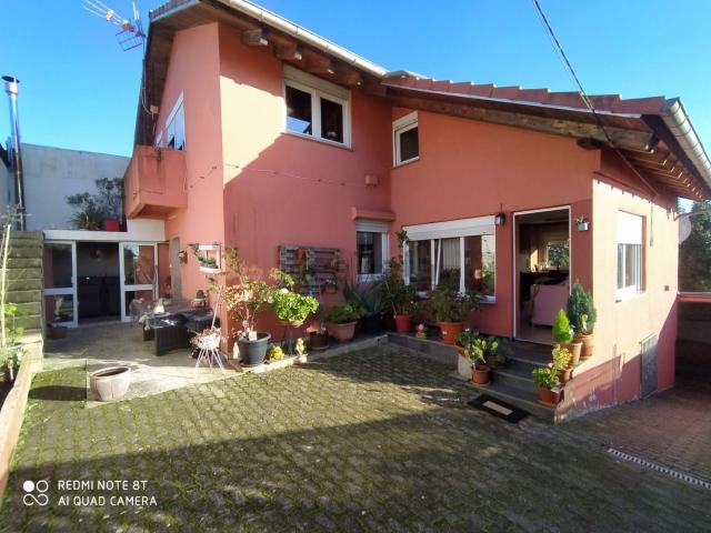 Casa en venta en Lavadores, Vigo