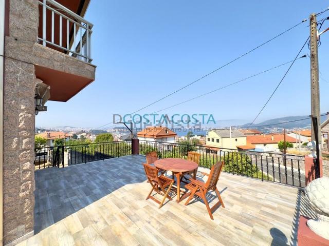 Casa en venta en Teis, Vigo