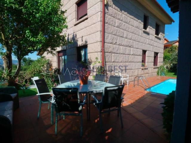 Casa en venta en Maceiriña, Vigo