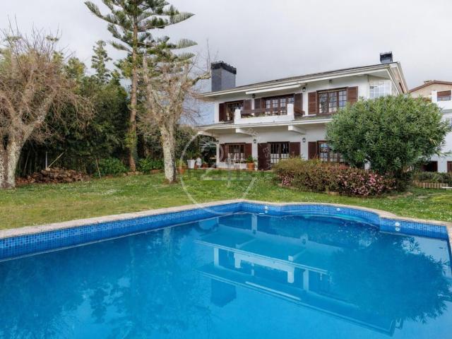 Casa en venta en Beade, Vigo