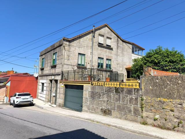 Casa en venta en Laxe, Vigo
