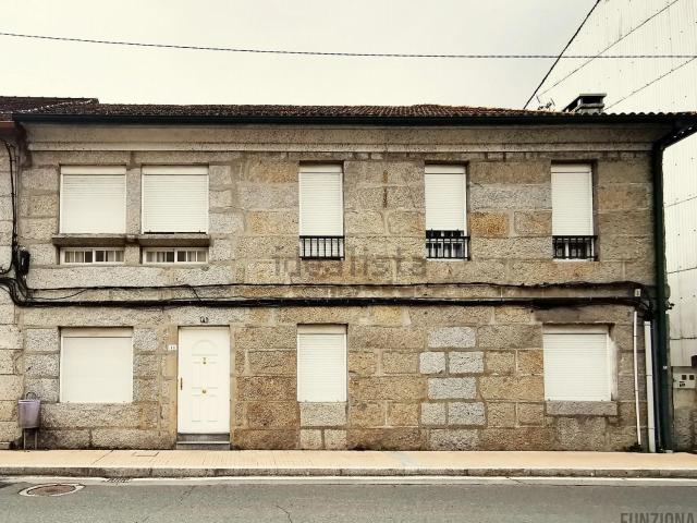 Casa en venta en Fabás, Vigo
