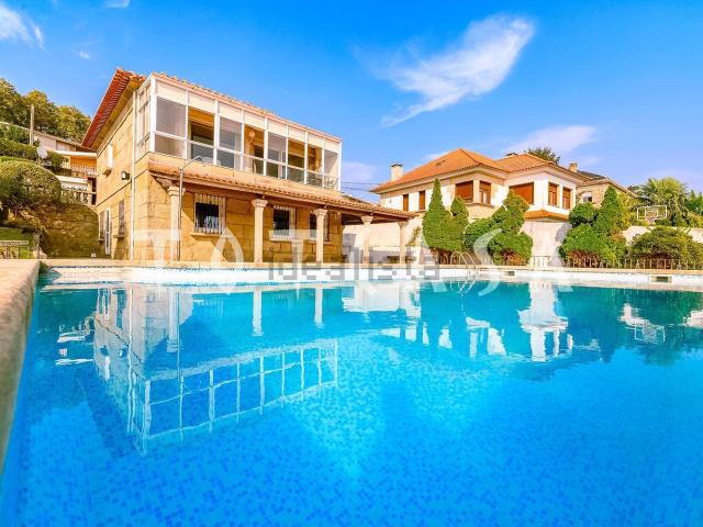 Casa en venta en Teis, Vigo