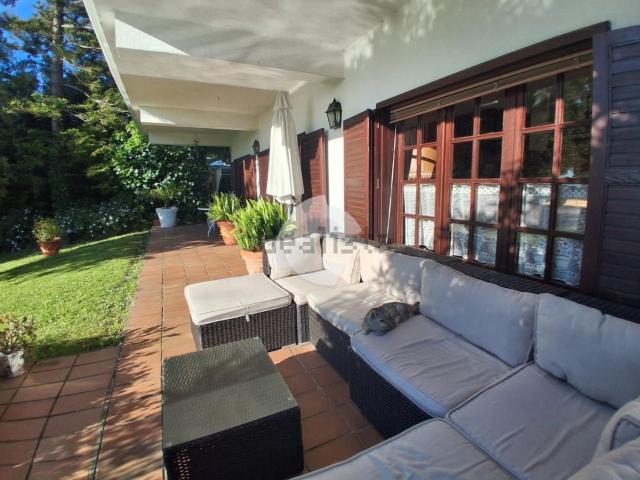 Casa en venta en Beade, Vigo