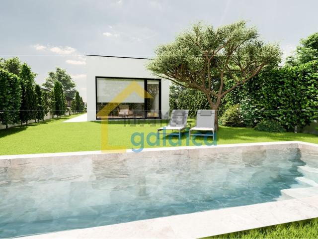 Casa en venta en Bembrive, Vigo