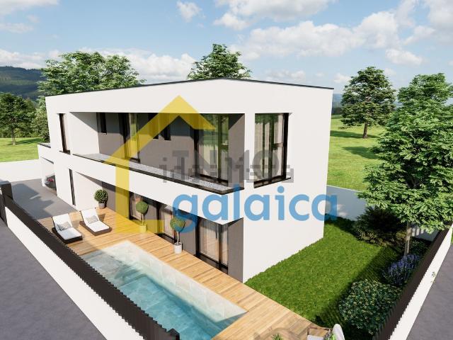 Casa en venta en Bembrive, Vigo