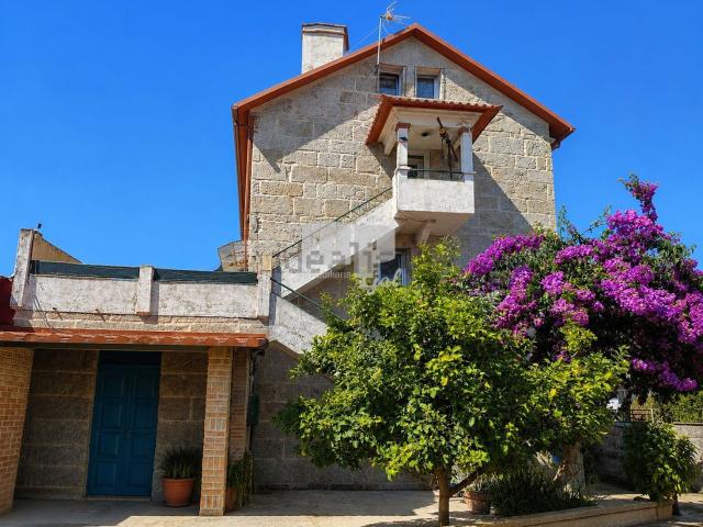 Casa en venta en O Cocho, Vigo