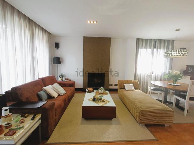 Casa en venta en Vigo, A Rabadeira
