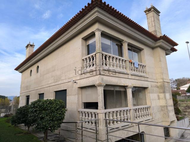 Casa en venta en Alcabre, Vigo