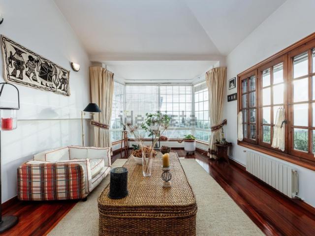 Casa en venta en Beade, Vigo