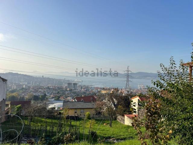 Casa en venta en Vigo, Pardavila