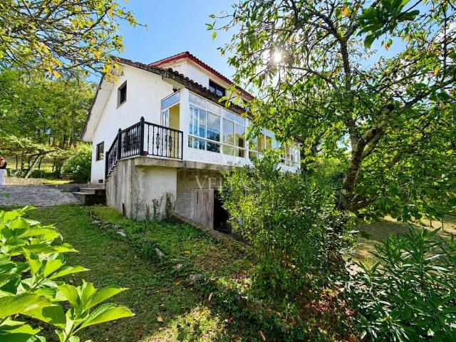 Casa en venta en O Deza, Galicia
