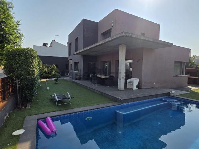 Casa en venta en El Perelló, Gironès