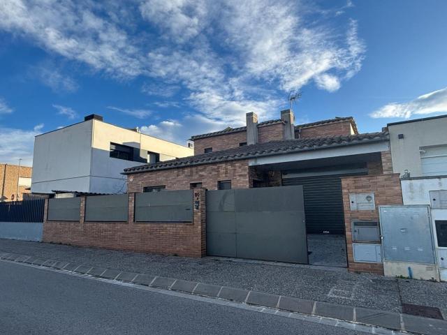 Casa en venta en El Perelló, Vilablareix