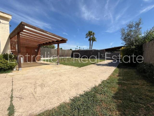 Casa en venta en El Perelló, Gironès