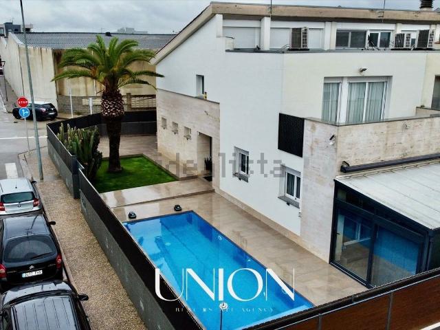 Casa en venta en El Perelló, Gironès