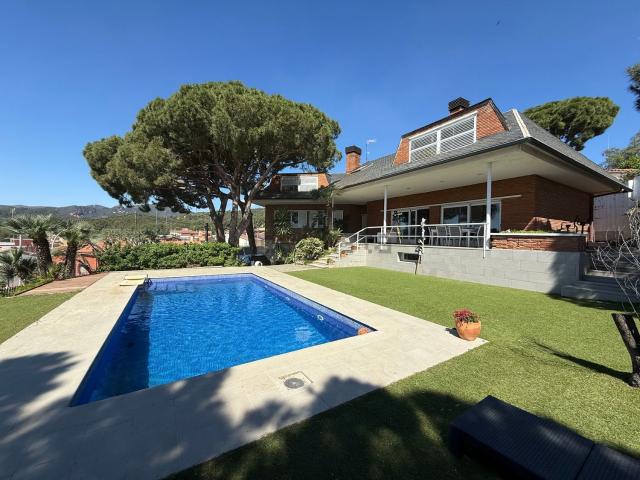 Casa en venta en Viladecans, l'Alba-rosa