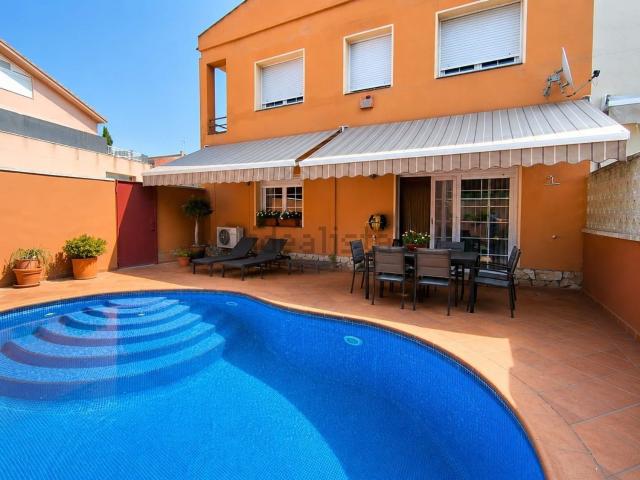 Casa en venta en Alt Empordà, Catalunya