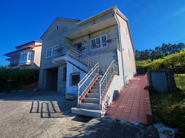 Casa en venta en Vilagarcía de Arousa, O Salnés