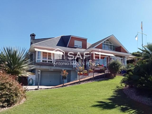 Casa en venta en Vilagarcía de Arousa, O Salnés