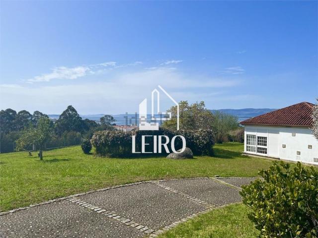Casa en venta en A Torre, Vilagarcía De Arousa