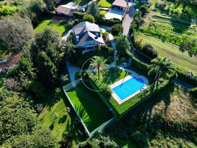Casa en venta en Vilagarcía De Arousa, Fontecarmoa Casa en venta en Vilagarcía De Arousa, Fontecarmoa