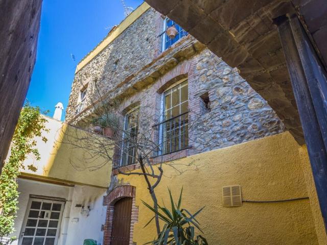 Casa en venta en Alt Empordà, Catalunya